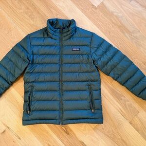 Patagonia Kids Green Puffer Jacket Size 7-8